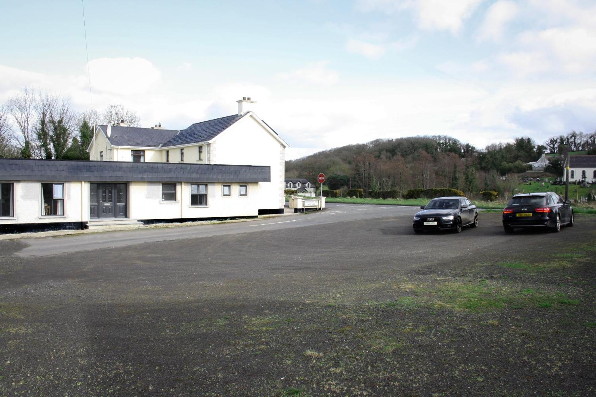 The Coach Inn Strabane Exterior foto